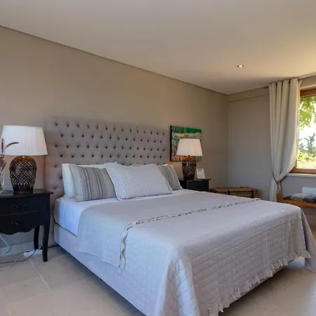 Quinta Dos Caneiros Luxury Ocean Views Walk To Beach Villa